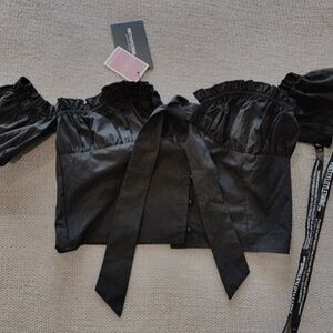 Black Cottagecore Puff Sleeve Crop Top